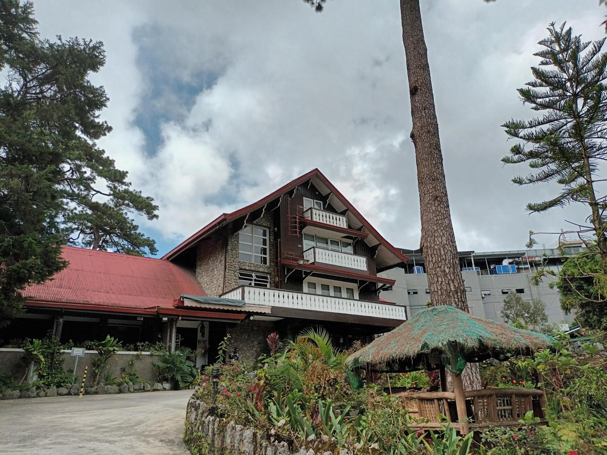 Log Cabin Hotel - Baguio Baguio City Extérieur photo